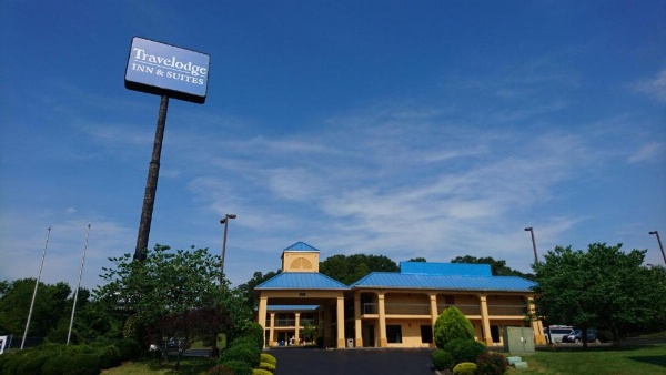Travelodge by Wyndham Knoxville East image 20