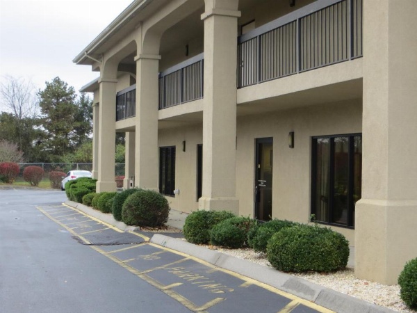 Travelodge by Wyndham Knoxville East image 23